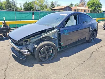 2026 Tesla Model Y 7SAYGDEEXTF443212