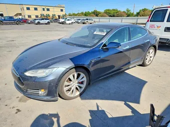 2015 Tesla Model S 5YJSA1H21FFP76259