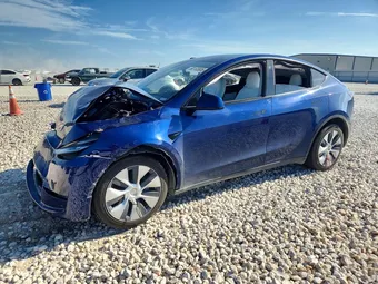 2021 Tesla Model Y 5YJYGDEE9MF066189