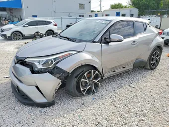 2019 Toyota C-HR NMTKHMBX1KR078269