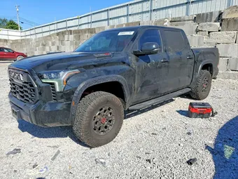 2025 Toyota Tundra 5TFPC5DBXSX093425