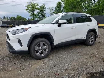 2022 Toyota RAV4 JTMMWRFV2ND154801