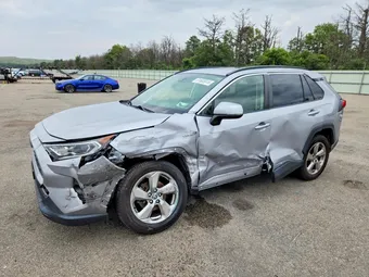 2021 Toyota RAV4 Hybrid JTMB6RFV6MD039592