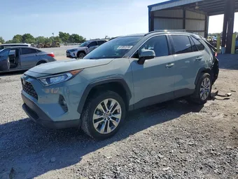 2021 Toyota RAV4 2T3C1RFV8MW138632