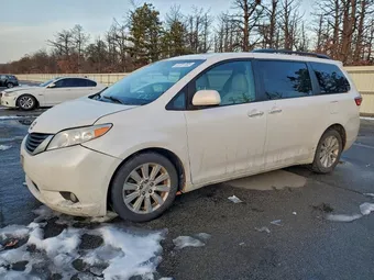 2015 Toyota Sienna 5TDDK3DC7FS121972