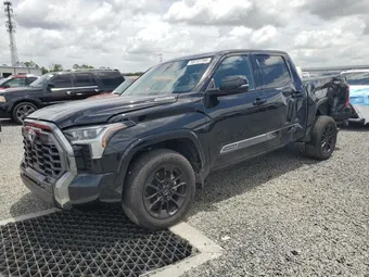 2025 Toyota Tundra Hybrid 5TFWC5DB1SX105909