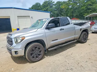 2018 Toyota Tundra 5TFRM5F10JX130040