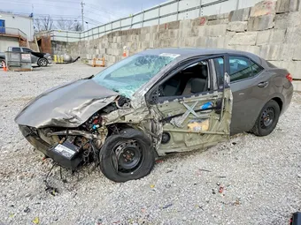 2018 Toyota Corolla 2T1BURHE8JC110643