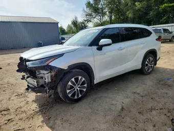2021 Toyota Highlander 5TDGARAH2MS006776