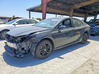 2025 Toyota Camry Hybrid 4T1DBADK2SU016995