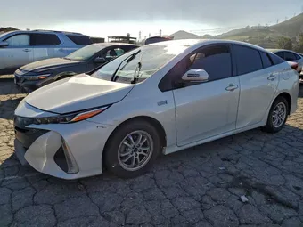 2018 Toyota Prius Prime JTDKARFP7J3103673