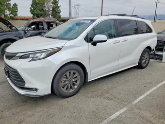 2023 Toyota Sienna 5TDYSKFC7PS076316