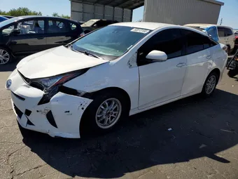 2018 Toyota Prius JTDKARFU4J3061629