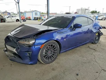 2017 Toyota JF1ZNAA19H8706487