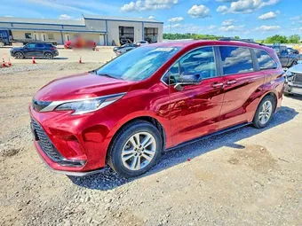 2022 Toyota Sienna 5TDDSKFC2NS055059