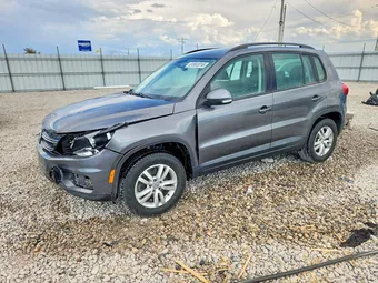 2016 Volkswagen Tiguan WVGAV7AX6GW593649