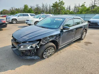 2016 Volkswagen Passat 1VWAT7A32GC007809