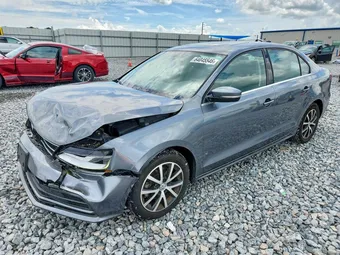 2018 Volkswagen Jetta 3VWDB7AJ3JM260139