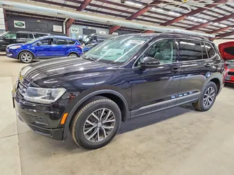 2020 Volkswagen Tiguan 3VV2B7AX3LM095227
