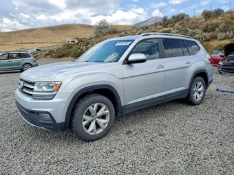 2018 Volkswagen Atlas 1V2KR2CA1JC577813