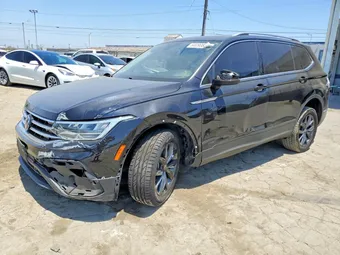 2022 Volkswagen Tiguan 3VV3B7AX1NM140043