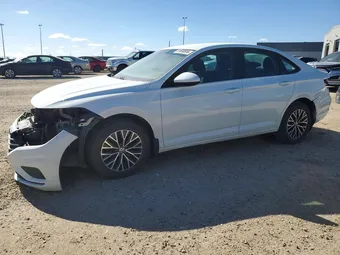 2020 Volkswagen Jetta 3VWCB7BU1LM009420