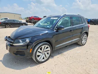 2017 Volkswagen Tiguan WVGRV7AXXHK012732