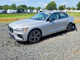 2025 Volvo S60 7JRL12GC4SG367212