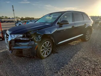 2018 Audi Q7 WA1VAAF75JD028216