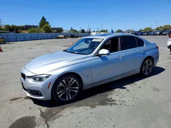 2017 BMW 3 Series WBA8E1C57HK895095