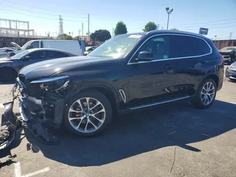 2019 BMW X5 5UXCR6C56KLK89012