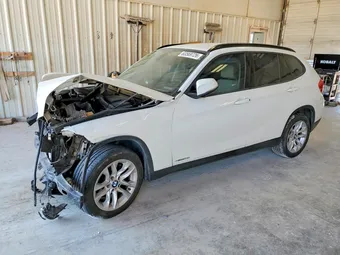 2015 BMW X1 WBAVL1C58FVY33788