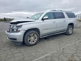 2017 Chevrolet Suburban 1GNSKHKC8HR152891