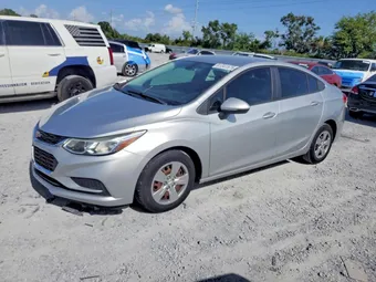 2018 Chevrolet Cruze 1G1BC5SM2J7108375