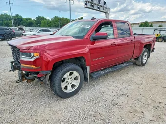 2018 Chevrolet Silverado 3GCUKREC2JG236682