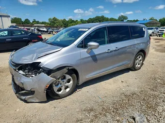 2017 Chrysler Pacifica 2C4RC1EG9HR628487