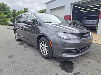 2020 Chrysler Voyager 2C4RC1DG8LR260426