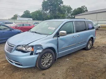2016 Chrysler Town & Country 2C4RC1CG1GR194325