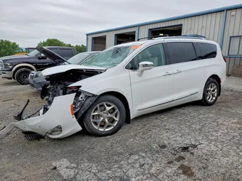 2017 Chrysler Pacifica 2C4RC1GG6HR817319
