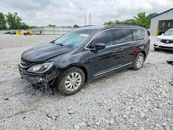 2017 Chrysler Pacifica 2C4RC1BG7HR770048