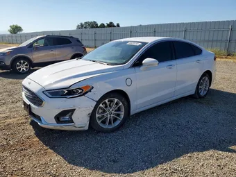 2020 Ford Fusion Energi 3FA6P0SU4LR181782
