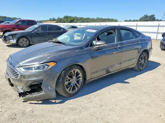 2020 Ford Fusion 3FA6P0CD4LR115229