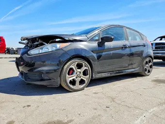 2015 Ford Fiesta 3FADP4GX7FM149444