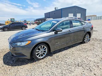 2017 Ford Fusion 3FA6P0LU7HR266069