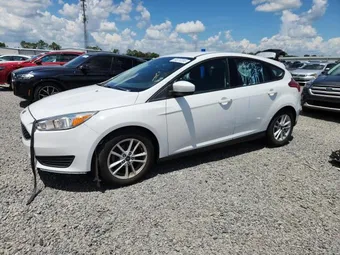 2018 Ford Focus 1FADP3K27JL320919