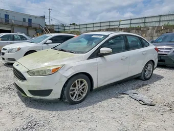 2016 Ford Focus 1FADP3F20GL347981
