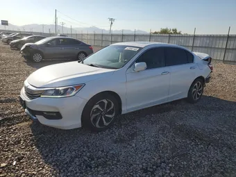 2017 Honda Accord 1HGCR3F87HA023171
