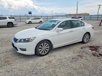 2015 Honda Accord 1HGCR2F87FA241151