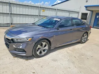 2018 Honda Accord 1HGCV1F55JA131915