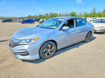 2016 Honda Accord 1HGCR2F34GA185255
